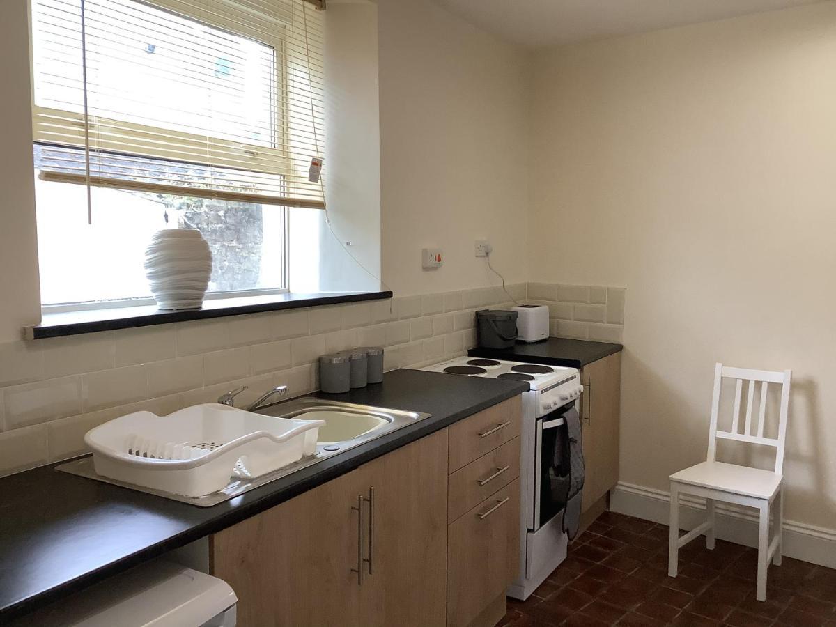 1 - Bed Ground Floor Apartment 滕比 外观 照片