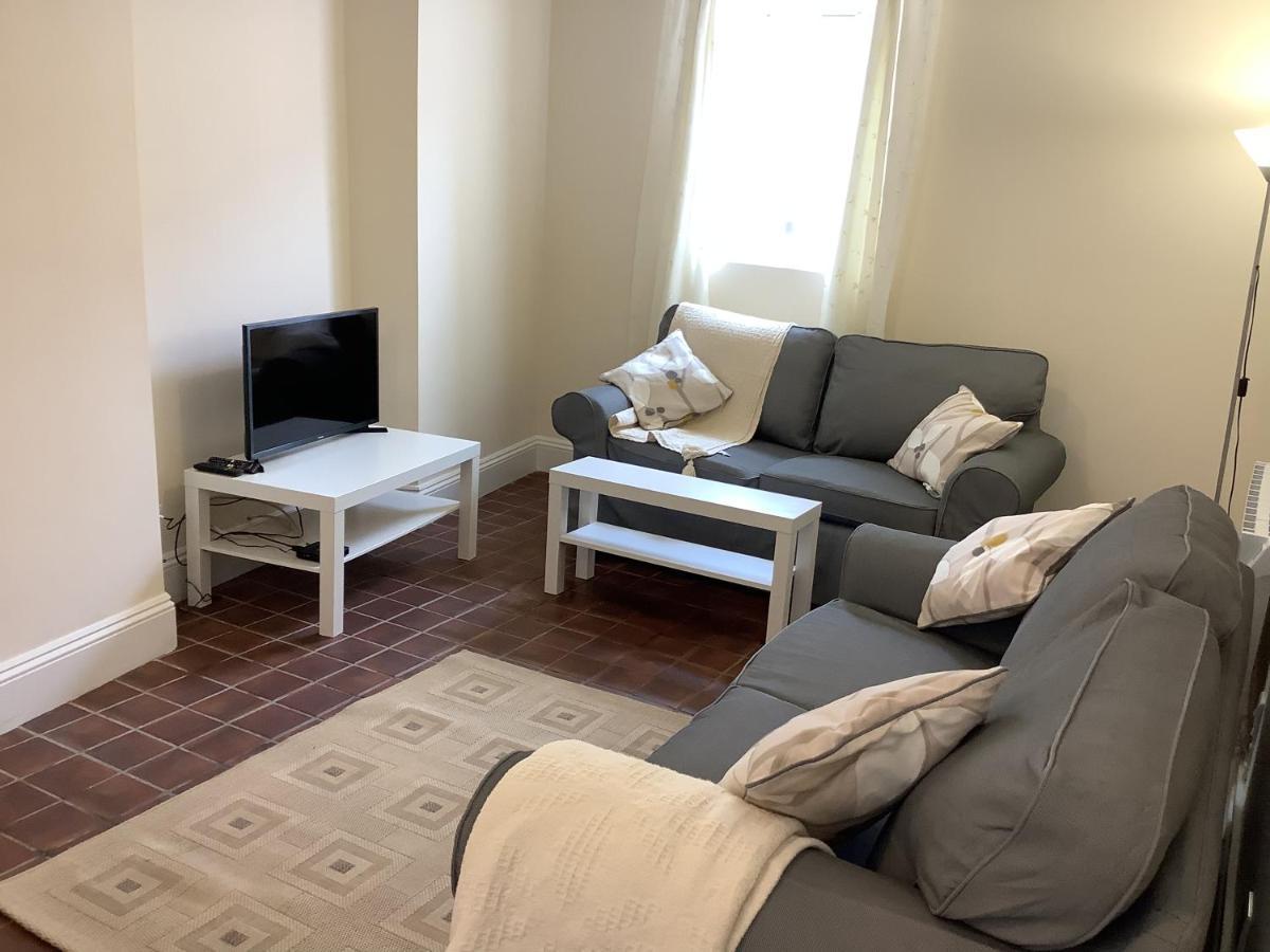 1 - Bed Ground Floor Apartment 滕比 外观 照片